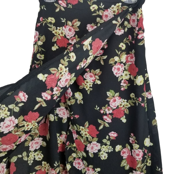 Show Me Your Mumu Floral Faux Crossover Skirt - Picture 3 of 9